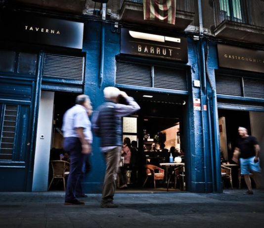 Barrut Gaudeix dels nostres sabors en companyia taverrna barrut