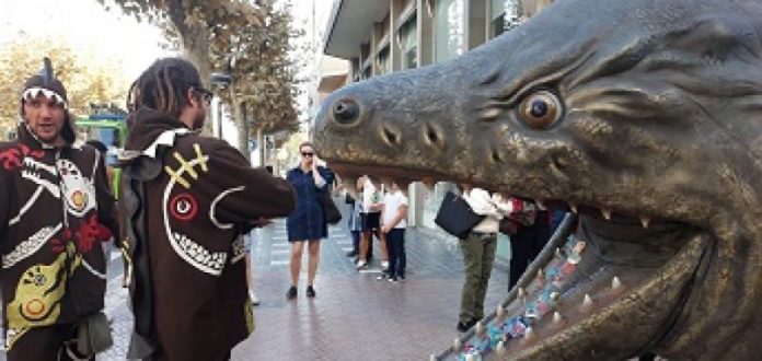 La cercavila popular de la Festa Major del 30 d’Octubre de Salou