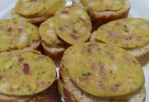 Com cada Dijous Gras, el tradicional esmorzar de botifarra d'ou al Mercat Central