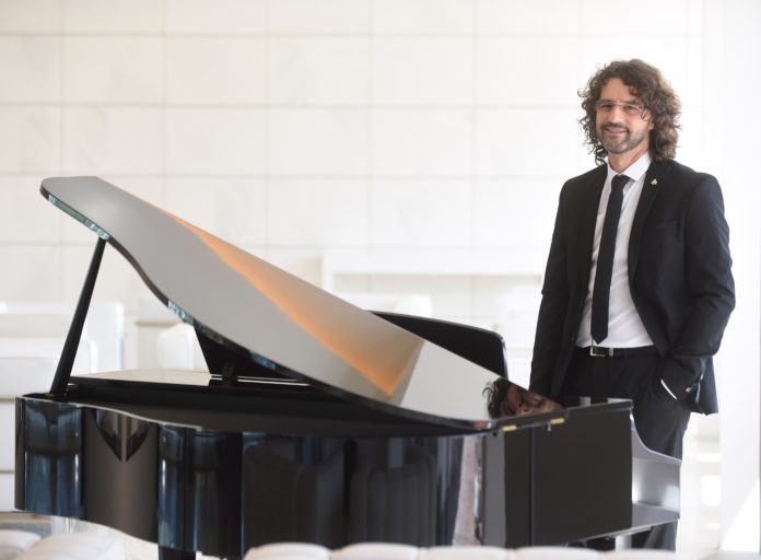 El pianista Antoni Tolmos presenta el seu últim disc 'Energy' a l'escenari de La Cripta de Cambrils