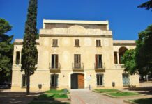 Mas Carandell reobre dilluns i atendrà presencialment amb cita prèvia