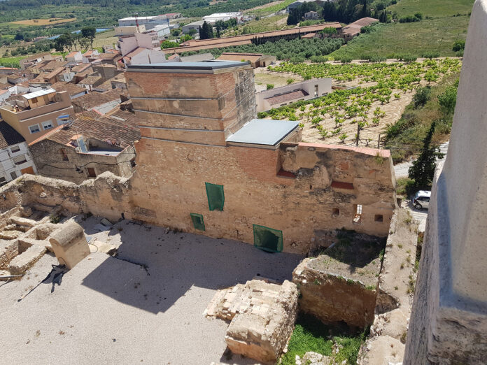 El projecte Alt Camp Història i Patrimoni, permet iniciar una important fase de restauració del Castell de Vallmoll