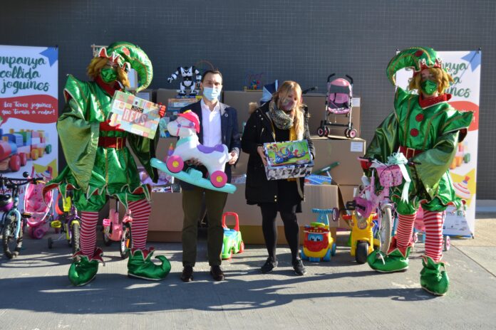 Recollits 2.000 quilos de joguines solidàries que s’han lliurat a Càritas