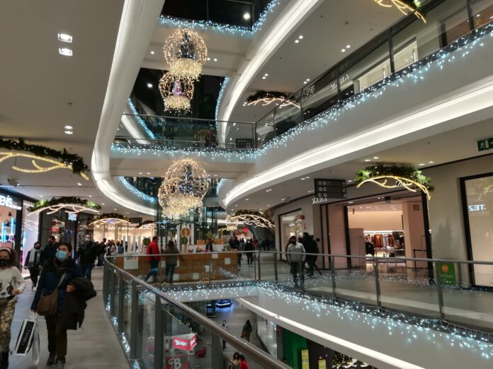 La Fira Centre Comercial reobre amb una bona afluència de públic i en plena campanya nadalenca