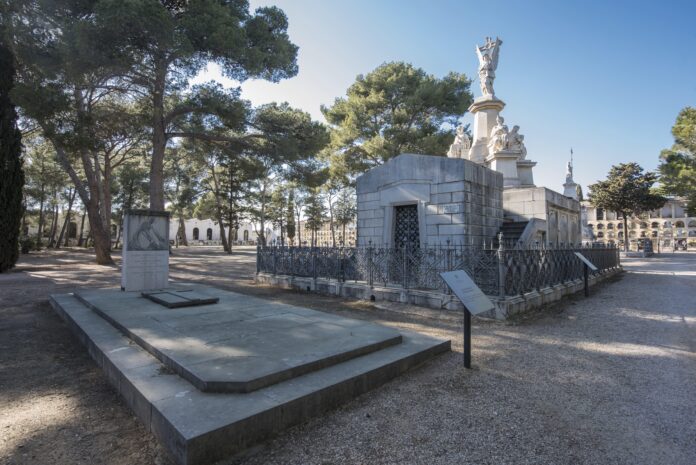 Continuen les visites guiades al Cementiri General de Reus amb motiu del 150 aniversari