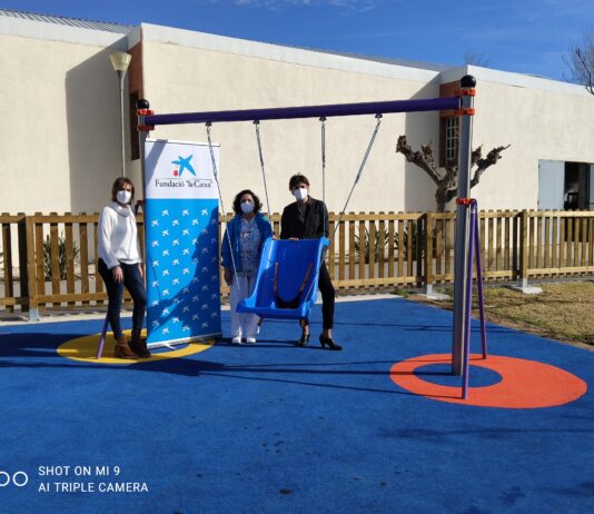 La Fundació “la Caixa” i CaixaBank junts per ajudar a Fundació Villablanca en el Projecte Verd i Joc al Bosc de Reus La Fundació “la Caixa” i CaixaBank junts per ajudar a Fundació Villablanca en el Projecte Verd i Joc al Bosc de Reus