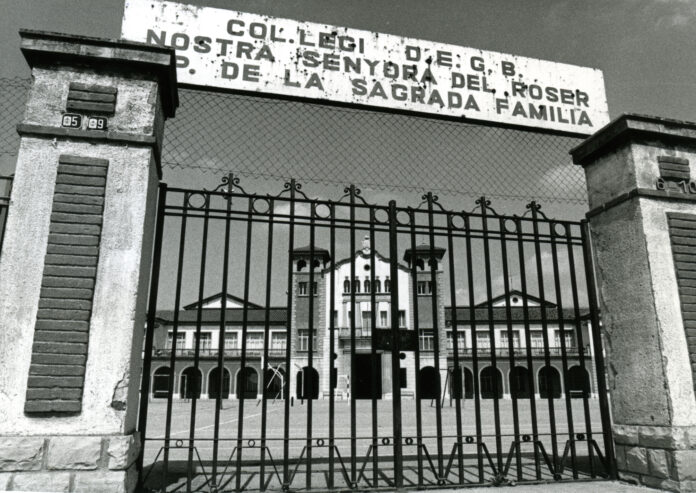 D’ermita a escola, per Àlex Cervelló Salvadó