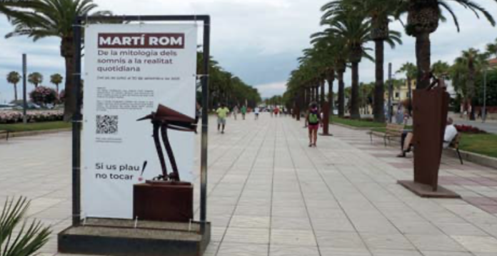 L’exposició de Martí Rom comprèn onze peces ubicades al Passeig Jaume I, i quatre més, a la Torre Vella de Salou. L’exposició de Martí Rom comprèn onze peces ubicades al Passeig Jaume I, i quatre més, a la Torre Vella de Salou.