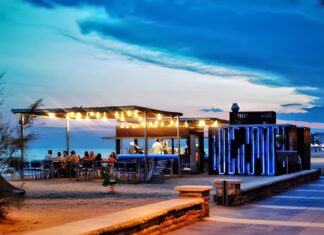 Salou obre una desena de guinguetes per Setmana Santa