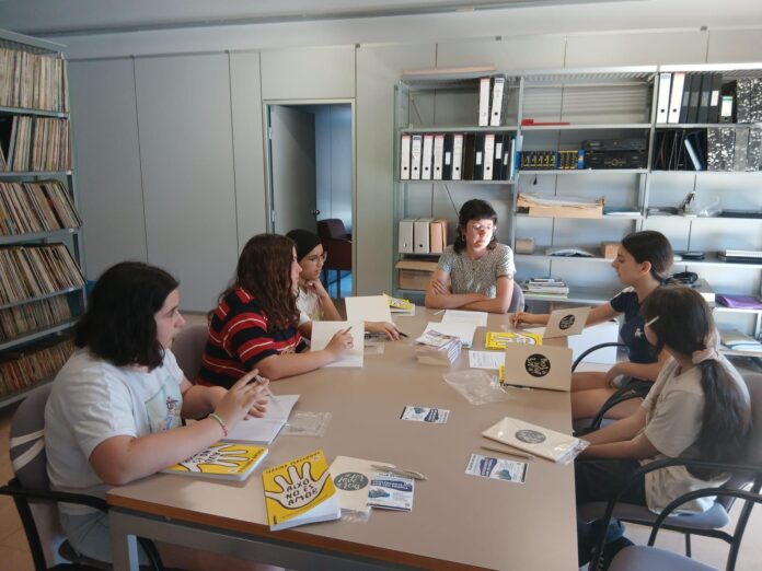 Primera sessió del club de lectura “Adolescents amb veu pròpia”-1-20260610145935