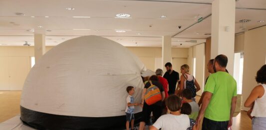 Les Biblioteques Municipals programen diverses activitats al voltant de l’eclipsi